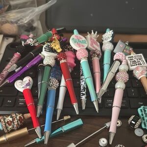 Buildable pens with beads and focals